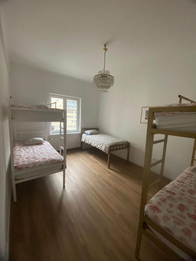Rooms Miklosiceva Ljubljana Bagian luar foto