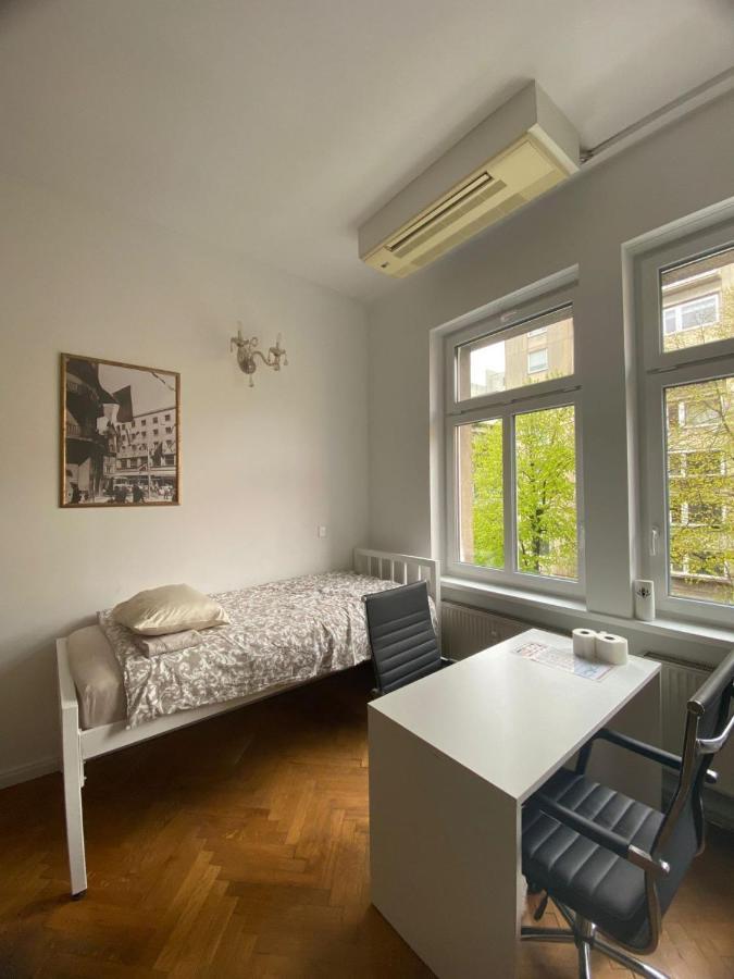 Rooms Miklosiceva Ljubljana Bagian luar foto