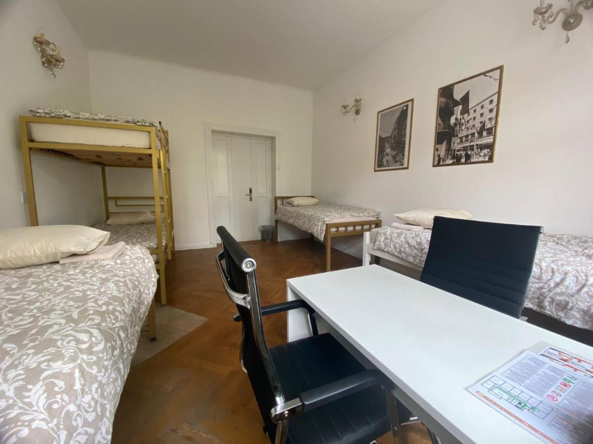 Rooms Miklosiceva Ljubljana Bagian luar foto
