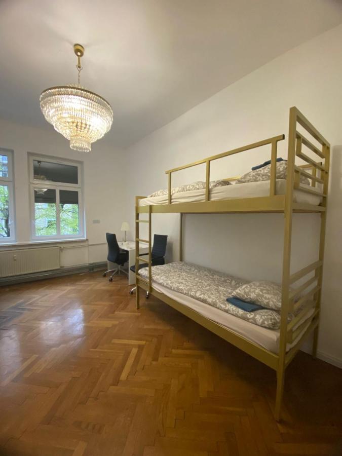 Rooms Miklosiceva Ljubljana Bagian luar foto