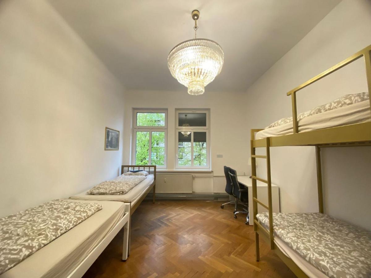 Rooms Miklosiceva Ljubljana Bagian luar foto