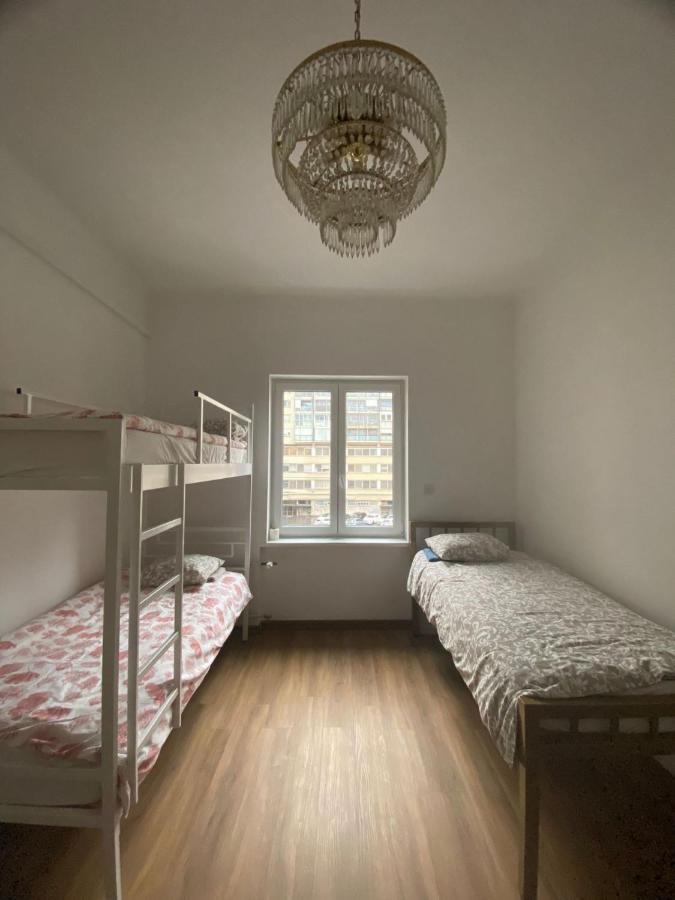 Rooms Miklosiceva Ljubljana Bagian luar foto