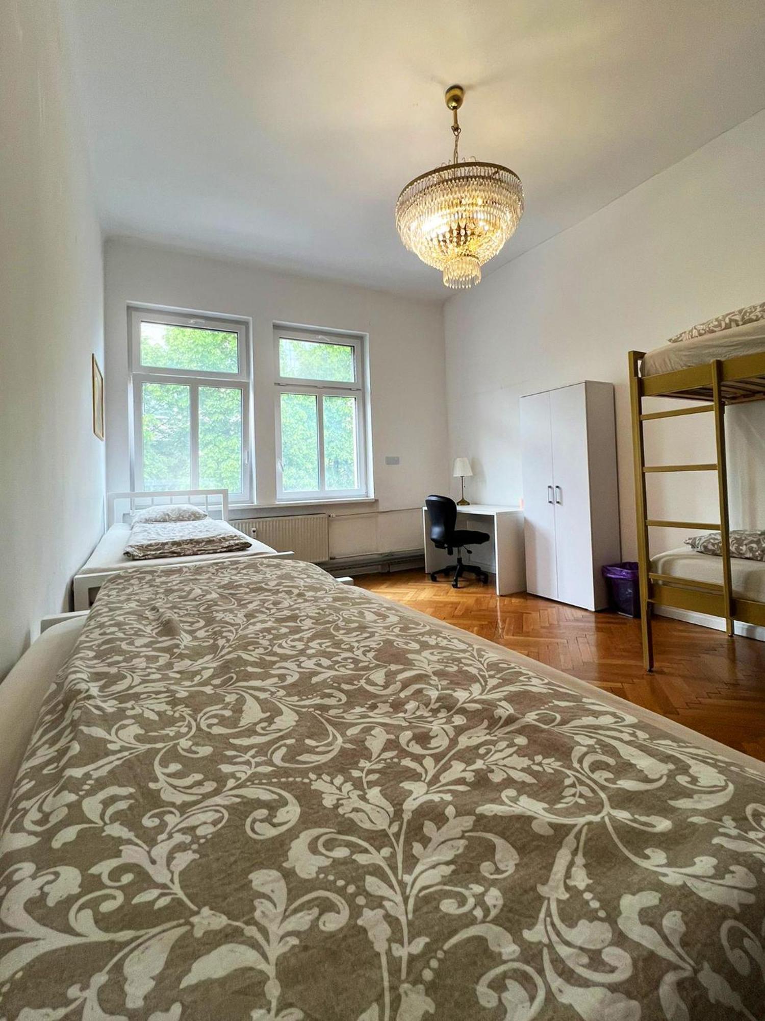 Rooms Miklosiceva Ljubljana Bagian luar foto